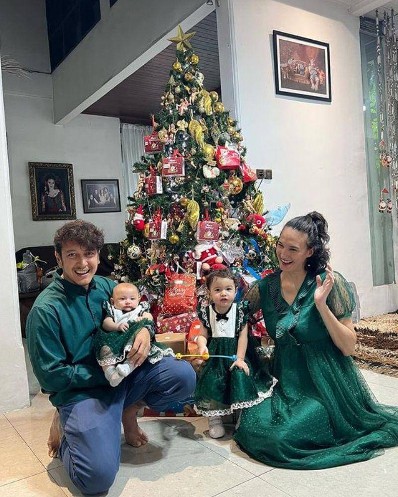 Instagram.com/nadinelist